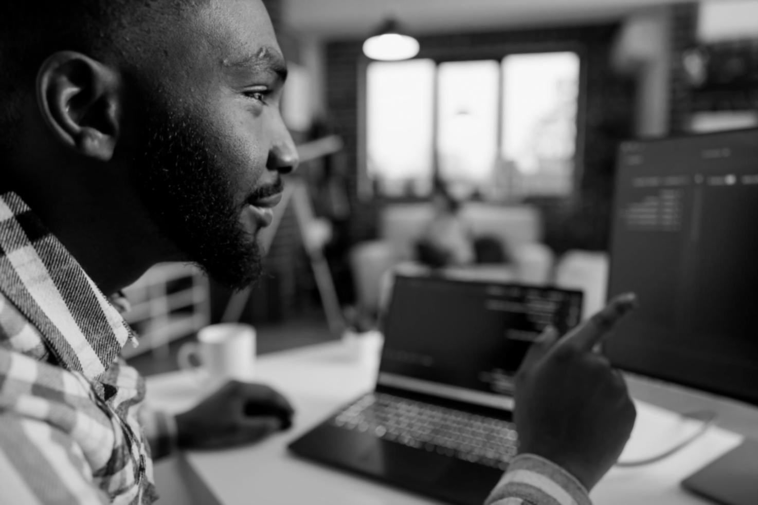 Mobile app testing and debugging process on multiple devices